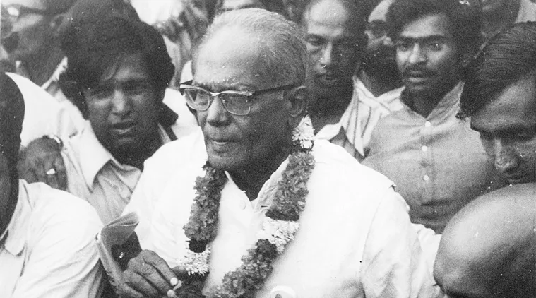 Jai Prakash Narayan arrived at Delhi Airport . Express photo by R K Sharma