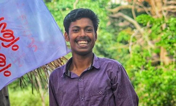 Sfi activist murdered, sfi activist murdered in maharajas college campus,