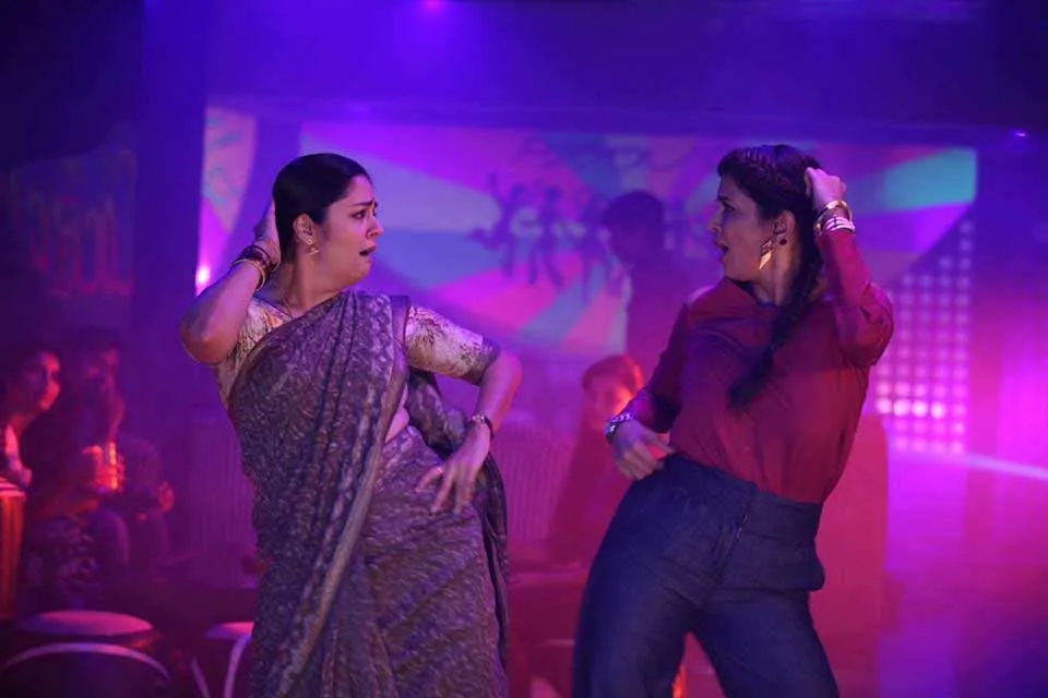 Jimikki Kammal Jyothika Lakshmi Manchu Kaatrin Mozhi