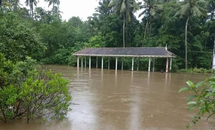 Kerala Flood:Paliam boat jetty in flood Photo Credit P M Nowshad.jpg