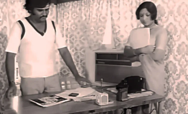 aval appadithan,film,blais johny