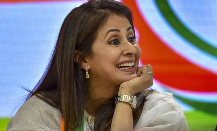 Lok sabha elections, ലോക്സഭാ തിരഞ്ഞെടുപ്പ്, winning celebritie, ജയിച്ച താരങ്ങള്‍, India election results 2019, losing celebrities, തോറ്റ താരങ്ങള്‍, Lok Sabha Election 2019, celebrities, Cinema stars, സിനിമാ താരങ്ങള്‍ Sports stars, സ്പോര്‍ട് താരങ്ങള്‍ BJP, ബിജെപി, Congress,കോണ്‍ഗ്രസ് Samajwadi Party, സമാജ്വാദി പാര്‍ട്ടി, Suresh Gopi, സുരേഷ് ഗോപി, Innocent, ഇന്നസെന്റ്, Gautam Gambhir, ഗൗതം ഗംഭീര്‍, Smriti Irani, സ്മൃതി ഇറാനി, Hema Malini, ഹേമ മാലിനി, sumalatha, സുമലത, Urmila Mandotkar. ഊര്‍മ്മിള മണ്ഡോദ്കര്‍, Prakash Raj, പ്രകാശ് രാജ്, 2019 lok sabha result