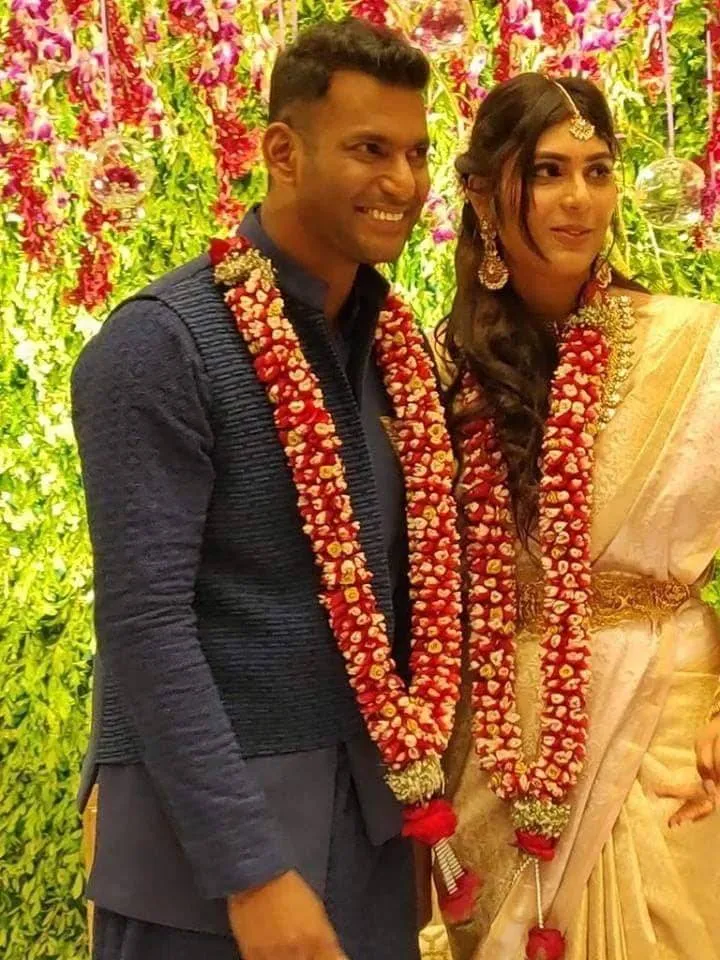 Vishal and Anisha engagement, വിശാൽ വിവാഹ നിശ്ചയം, vishal, വിശാൽ, anisha alla reddy,അനിഷ അല്ല റെഡ്ഡി, ie malayalam, ഐഇ മലയാളം