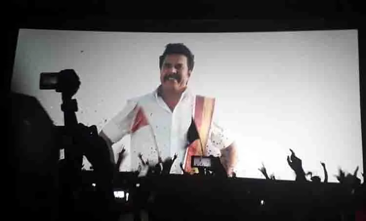 sunny leone, സണ്ണി ലിയോണ്‍, sunny leone mammootty, സണ്ണി മമ്മൂട്ടി, mammootty, മമ്മൂട്ടി, madhuraraja, മധുരരാജ, sunny leone madhuraraja, സണ്ണി ലിയോണ്‍ മധുരരാജ നൃത്തം, സണ്ണി ലിയോണ്‍ മധുരരാജ പാട്ട്, സണ്ണി ലിയോണ്‍ മധുരരാജ ഗാനം, സണ്ണി ലിയോണ്‍ മധുരരാജ ഐറ്റം ഡാന്‍സ്, sunny leone madhuraraja, sunny leone madhuraraja dance, sunny leone madhuraraja song, sunny leone madhuraraja item dance, iemalayalam, madhuraraja movie, മധുരരാജ, madhuraraja movie release, മധുരരാജ റിലീസ്, madhuraraja review, മധുരരാജ റിവ്യൂ, മധുരരാജ നിരൂപണം, mammootty madhuraraja movie, മമ്മൂട്ടി മധുരരാജ, madhuraraja review, madhuraraja critics review, മധുരരാജ റേറ്റിംഗ്, madhuraraja movie review, madhuraraja movie audience review, madhuraraja movie public review, mammootty, jagapati babu, jai, anna rajan, anusree, malayalam movies, malayalam cinema, entertainment, movie review, ഫിലിം ന്യൂസ്, സിനിമാ വാര്‍ത്ത, film news, കേരള ന്യൂസ്‌, കേരള വാര്‍ത്ത, kerala news, മലയാളം ന്യൂസ്, മലയാളം വാര്‍ത്ത, malayalam news, പുതിയ ചിത്രം, സിനിമ, Entertainment, സിനിമാ വാര്‍ത്ത, ഫിലിം ന്യൂസ്, Film News, കേരള ന്യൂസ്, കേരള വാര്‍ത്ത, Kerala News, മലയാളം ന്യൂസ്, മലയാളം വാര്‍ത്ത, Malayalam News, Breaking News, പ്രധാന വാര്‍ത്തകള്‍, ഐ ഇ മലയാളം, iemalayalam, indian express malayalam, ഇന്ത്യന്‍ എക്സ്പ്രസ്സ്‌ മലയാളം