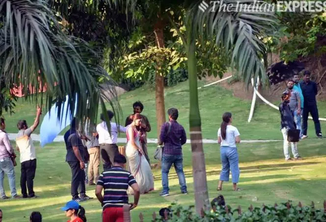 Nayanthara, നയൻതാര, Rajanikanth, രജനികാന്ത്, AR Murgadoss, മുരുഗദോസ്, Cricket, ക്രിക്കറ്റ്, Photos, ചിത്രങ്ങൾ, Tamil Movie, തമിഴ് ചിത്രം, Darbar, ദർബാർ, Shoot, ചിത്രീകരണം, iemalayalam, ഐഇ മലയാളം