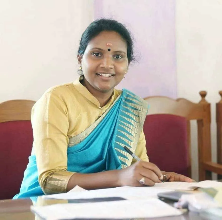ramya haridas, remya haridas, രമ്യ ഹരിദാസ്‌, ആലത്തൂര്‍, suresh gopi, സുരേഷ് ഗോപി, election results 2019, തിരഞ്ഞെടുപ്പ് ഫലം, election results 2019 live, തിരഞ്ഞെടുപ്പ് ഫലം തത്സമയം, lok sabha election result in kerala, lok sabha election in kerala 2019, live election results kerala, election results 2019 kerala live, live kerala election result, kerala election result live news, കേരള തിരഞ്ഞെടുപ്പ് ഫലം, kerala election results today, കോൺഗ്രസ്, ബിജെപി, kerala election results 2019, kerala election results 2019 india, kerala election results 2019 live, election results 2019 in india, kerala election results live update, election live update, thiruvananthapuram result, wayanad result, pathanamthitta result, election result today, pinarayi vijayan, rahul gandhi, shashi tharoor, രാഹുൽ ഗാന്ധി, IE Malayalam, ഐഇ മലയാളം