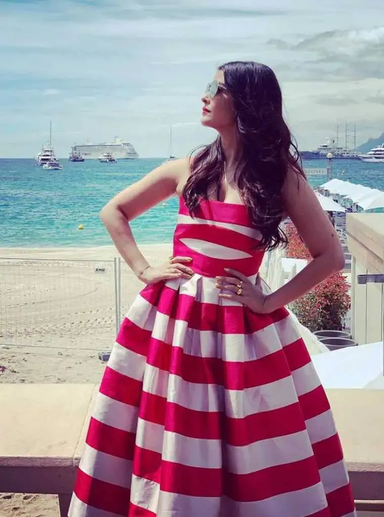 Aishwarya rai, aishwarya rai cannes 2019, ഐശ്വര്യാറായ്, ഐശ്വര്യാറായ് ബച്ചൻ, aishwarya rai cannes 2019 look, aishwarya rai photos cannes 2019, cannes 2019 aishwarya rai, aishwarya rai bachchan, cannes 2019, aishwarya rai photos, aishwarya rai aaradhya, aaradhya aishwarya rai, ഐശ്വര്യാറായ് കാൻ ഫോട്ടോ, ഐശ്വര്യറായ് ചിത്രങ്ങൾ, ഇന്ത്യൻ എക്സ്‌പ്രസ്സ് മലയാളം, Indian Express Malayalam 