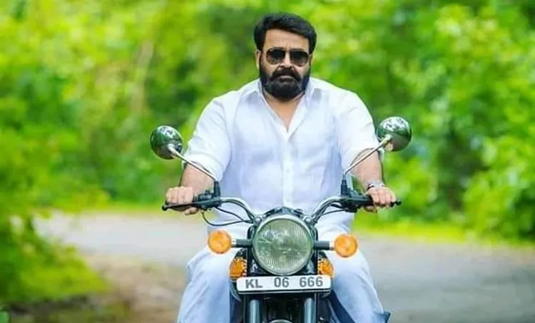 mohanlal, lucifer, prithviraj sukumaran, lucifer sequel, mohanlal news, mohanlal update, mohanlal new film, marakkar: arabikadalinte simham, Lucifer, Lucifer 2, ലൂസിഫർ, ലൂസിഫർ 2, prithviraj, പൃഥ്വിരാജ്, lucifer film, mohanlal, മോഹൻലാൽ, Manju warrier, മഞ്ജു വാര്യർ, lucifer movie, ie malayalam, ഐഇ മലയാളം