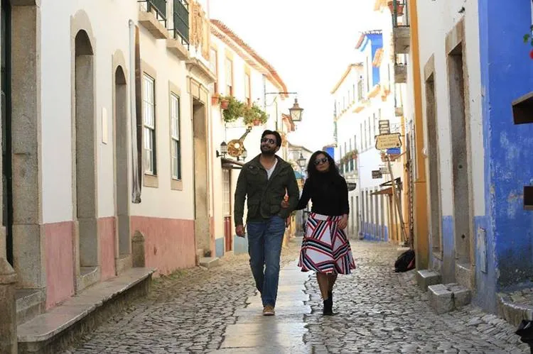 Omar Lulu, Roshni Dinakar, ഒമർ ലുലു, റോഷ്നി ദിനകർ, Omar Lulu produce movie, Roshni Dinakar latest films, Oru Adar Love, My Story, മൈ സ്റ്റോറി, ഒരു അഡാർ ലവ്വ്, IE Malayalam, Indian express Malayalam, ഇന്ത്യൻ എക്സ്‌പ്രസ് മലയാളം