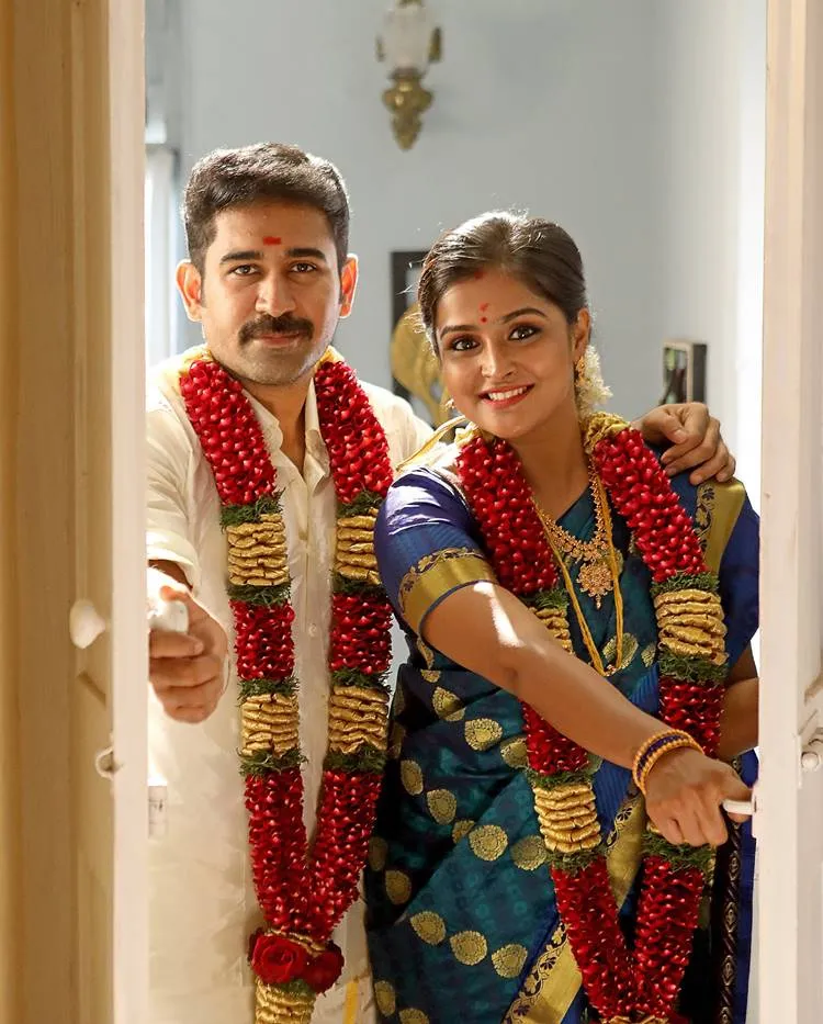 Suresh Gopi, സുരേഷ് ഗോപി, Thamizharasan, തമിഴരശൻ, Thamizharasan release, തമിഴരശൻ റിലീസ്, Vijay Antony, വിജയ് ആൻ്റണി, ഗോകുൽ സുരേഷ്, Gokul Suresh, രമ്യ നമ്പീശൻ, Ramya Nambeesan, പുതിയ ചിത്രം, സിനിമ, Entertainment, സിനിമാ വാര്‍ത്ത, ഫിലിം ന്യൂസ്, Film News, കേരള ന്യൂസ്, കേരള വാര്‍ത്ത, Kerala News, മലയാളം ന്യൂസ്, മലയാളം വാര്‍ത്ത, Malayalam News, Breaking News, പ്രധാന വാര്‍ത്തകള്‍, ഐ ഇ മലയാളം, iemalayalam, indian express malayalam, ഇന്ത്യന്‍ എക്സ്പ്രസ്സ്‌ മലയാളം
