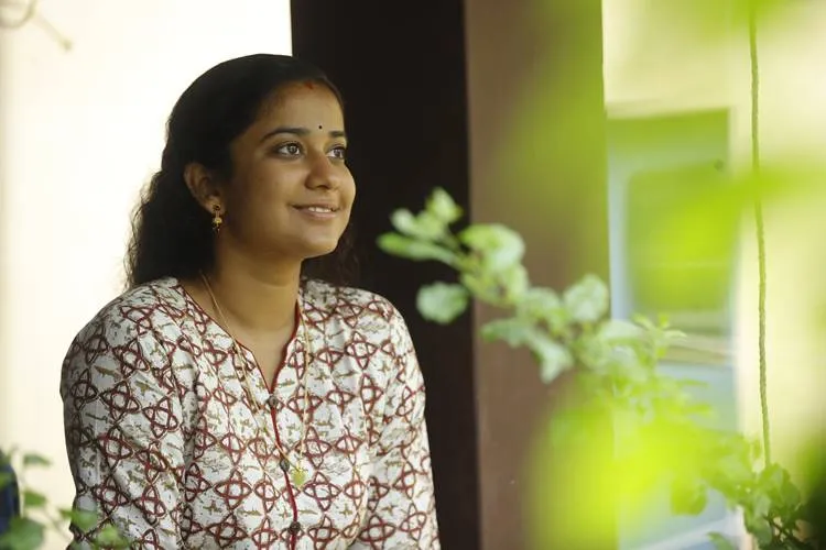 Kakshi Amminippilla, Asif Ali, കക്ഷി​​​ അമ്മിണിപ്പിള്ള, ആസിഫ് അലി, Kakshi Amminippilla release, കക്ഷി അമ്മിണിപ്പിള്ള റിലീസ്, Kakshi Amminippilla video song, Kakshi Amminippilla song, Asif Ali song, Asif Ali latest film, Asif ali new release, Indian Express Malayalam, ഇന്ത്യൻ എക്സ്‌പ്രസ്സ് മലയാളം