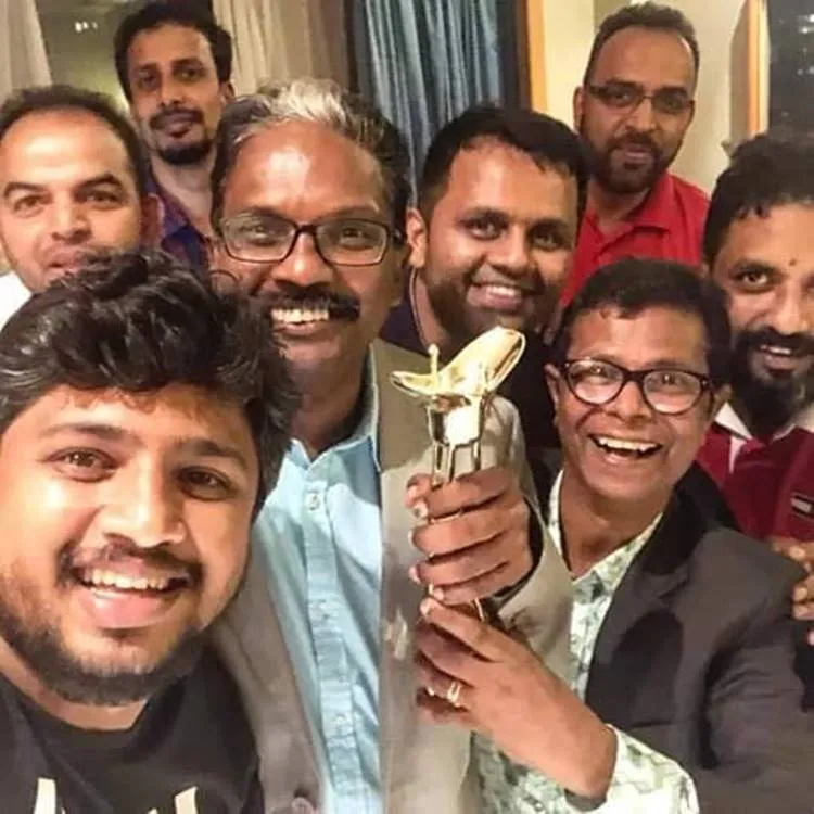 Veyil Marangal, വെയിൽ മരങ്ങൾ, Shanghai Film Festival, ഷാങ്ഹായ് അന്താരാഷ്ട്ര ചലച്ചിത്രമേള, Indrans, ഇന്ദ്രൻസ്, Dr Biju, ഡോ ബിജു, Malayalam movies, malayalam movie news