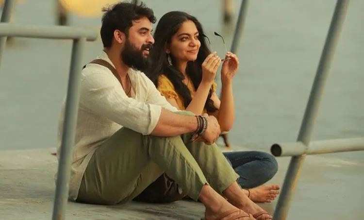 Luca, Luca movie photos, ലൂക്ക, Tovino Thomas, ടൊവിനോ തോമസ്, Ahaana Krishna, അഹാന കൃഷ്ണകുമാർ, Luca film, ലൂക്ക മൂവി, വീഡിയോ ഗാനം, iemalayalam, ഐഇ മലയാളം