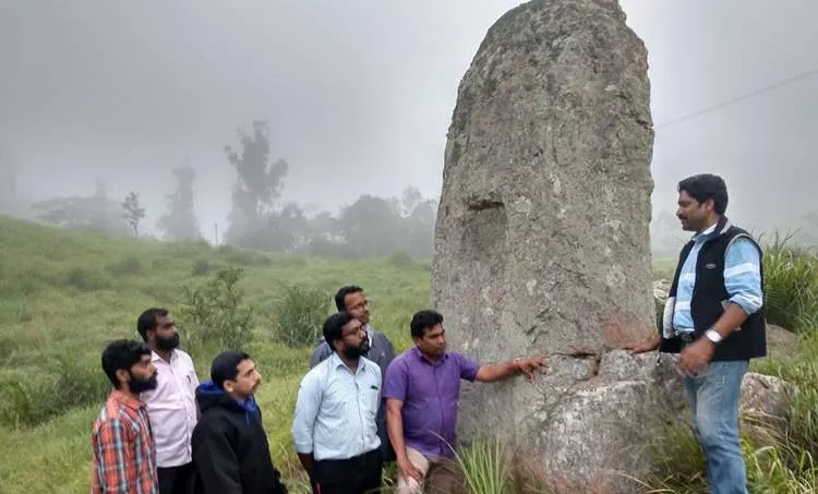 Udumbanchola, menhir, ie malayalam