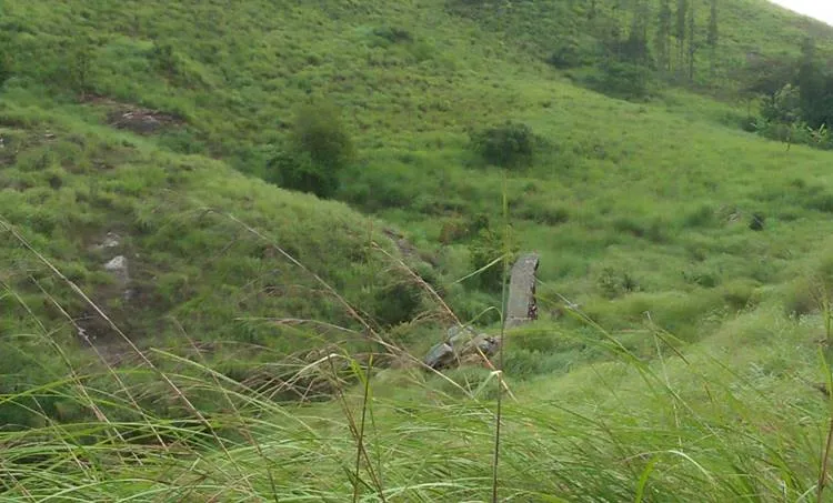 Udumbanchola, menhir, ie malayalam