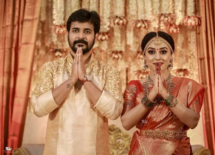 Pearly Maaney, പേളി മാണി, Abhishek Bachchan, അഭിഷേക് ബച്ചൻ, Pearly Maaney bollywood film, പേളി മാണി ബോളിവുഡ് ചിത്രം, Pearly Maaney Photos, പേളി മാണി ചിത്രങ്ങൾ, ഇന്ത്യൻ എക്സ്‌പ്രസ് മലയാളം, Indian express Malayalam