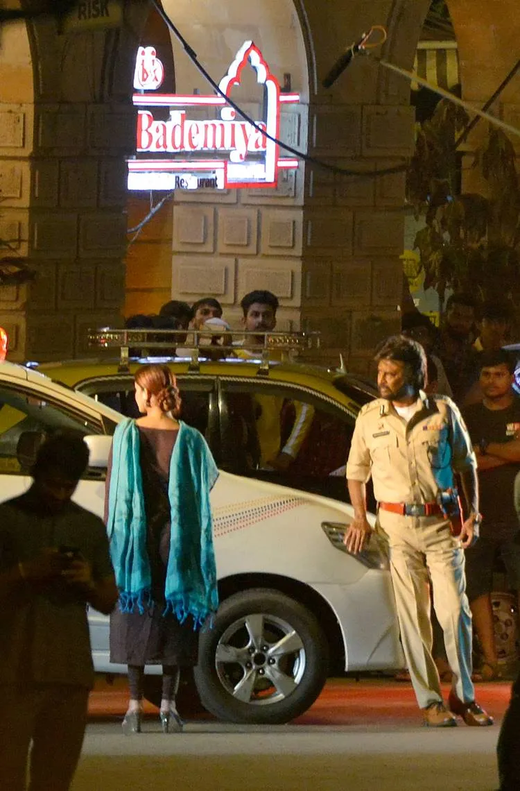 Nayanthara, നയൻതാര, Rajanikanth, രജനികാന്ത്, AR Murgadoss, മുരുഗദോസ്, Cricket, ക്രിക്കറ്റ്, Photos, ചിത്രങ്ങൾ, Tamil Movie, തമിഴ് ചിത്രം, Darbar, ദർബാർ, Shoot, ചിത്രീകരണം, iemalayalam, ഐഇ മലയാളം