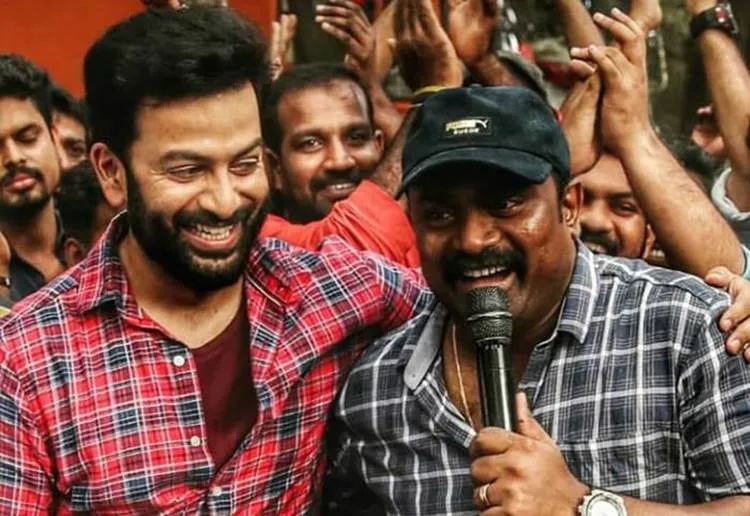 onam, ഓണം, Onam release, ഓണം റിലീസ് സിനിമകൾ, ഇട്ടിമാണി, ഇട്ടിമാണി മെയ്ഡ് ഇൻ ചൈന, ഇട്ടിമാണി മെയ്ഡ് ഇൻ ചൈന റിലീസ്, ഇട്ടിമാണി റിലീസ്, ittymaani made in china release, Ittymani release, Mohanlal, മോഹൻലാൽ, മോഹൻലാൽ ഇട്ടിമാണി, Mohanlal Ittymani, Brother's Day, Brothers day release, brothers day, ബ്രദേഴ്സ് ഡേ, ബ്രദേഴ്സ് ഡേ റിലീസ്, Prithviraj, പൃഥ്വിരാജ്, Prithviraj Brothers Day, പൃഥ്വിരാജ് ബ്രദേഴ്സ് ഡേ, ലവ് ആക്ഷൻ ഡ്രാമ, Love Action Drama, ലവ് ആക്ഷൻ ഡ്രാമ റിലീസ്, Love Action Drama release, നയൻതാര, നിവിൻ പോളി, Nayanthara, Nivin Pauly, Nayanthara Love Action Drama photos, Finals, Finals film, Finals release, ഫൈനൽസ്, ഫൈനൽസ് റിലീസ്, Rajisha Vijayan, രജിഷ വിജയൻ, onam holiday, ഓണം അവധി, onam govt holiday, ഓണം സർക്കാർ ഓഫിസുകൾ അവധി, onam school holiday, Kerala Rains, Flood, ഓണപ്പാട്ടുകൾ, Onapattukal, Onam songs, Chief Minister, Distress Relief Fund, ie malayalam, ഐഇ മലയാളം
