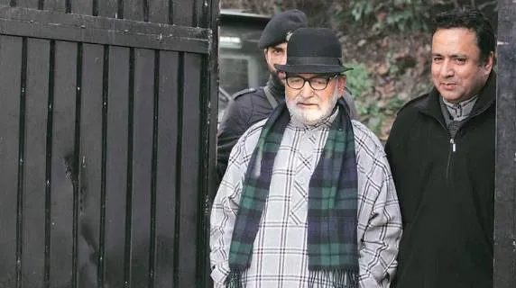 Jammu and Kashmir, ജമ്മു കശ്മീർ, Jammu kashmir leaders detained, ജമ്മു കശ്മീർ നേതാക്കൾ വീട്ടു തടങ്കലിൽ, mehbooba mufti, മെഹബൂബ മുഫ്തി, Omar adbullah, ഒമർ അബ്ദുല്ല, Shah faesal, Jammu Kashmir news, Kashmir special status, Kashmir article 370, iemalayalam, ഐഇ മലയാളം