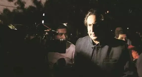 Jammu and Kashmir, ജമ്മു കശ്മീർ, Jammu kashmir leaders detained, ജമ്മു കശ്മീർ നേതാക്കൾ വീട്ടു തടങ്കലിൽ, mehbooba mufti, മെഹബൂബ മുഫ്തി, Omar adbullah, ഒമർ അബ്ദുല്ല, Shah faesal, Jammu Kashmir news, Kashmir special status, Kashmir article 370, iemalayalam, ഐഇ മലയാളം