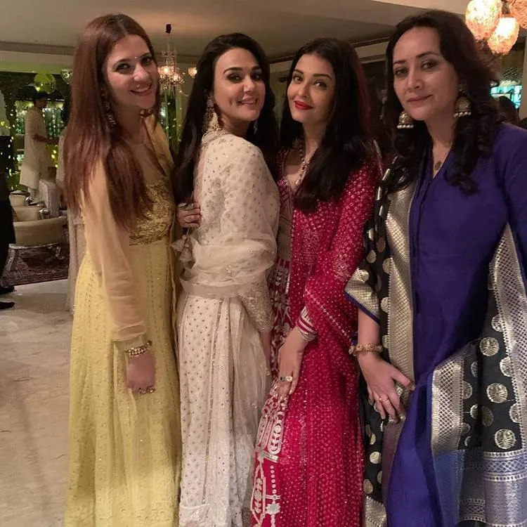 diwali, Amitabh Bachchan, ie malayalam