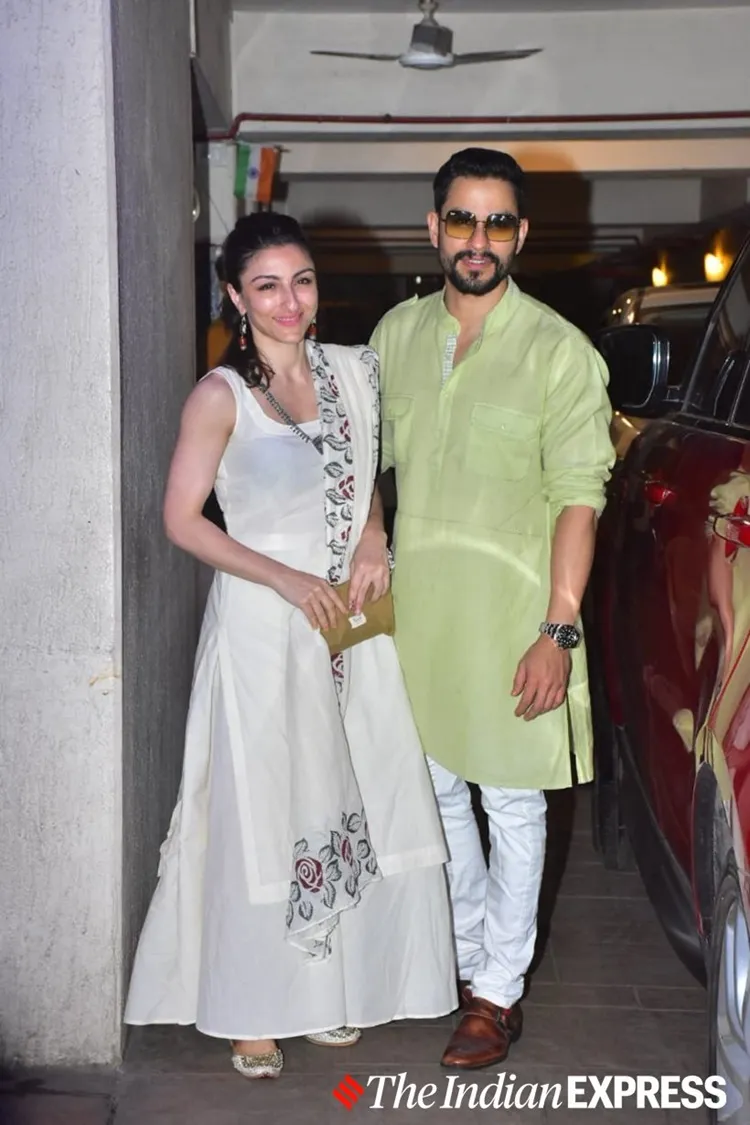 Kajol, rani mukherji, Salman khan, കാജോൾ, റാണി മുഖർജി, സൽമാൻ ഖാൻ, പ്രീതി സിൻഹ, Sara Ali khan, Soha Ali khan, shahid kapoor photos, taapsee pannu photos, celeb fashion, preity zinta photos, lifestyle, fashion,diwali, diwali photos