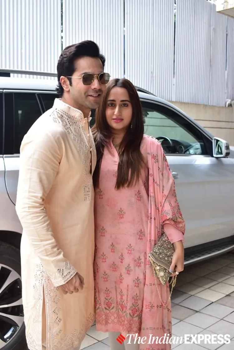 Kajol, rani mukherji, Salman khan, കാജോൾ, റാണി മുഖർജി, സൽമാൻ ഖാൻ, പ്രീതി സിൻഹ, Sara Ali khan, Soha Ali khan, shahid kapoor photos, taapsee pannu photos, celeb fashion, preity zinta photos, lifestyle, fashion,diwali, diwali photos