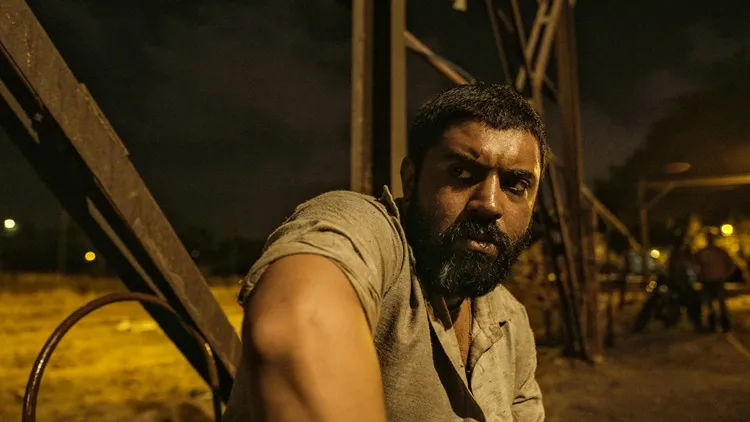 Nivin Pauly, നിവിൻ പോളി, Nivin Pauly interview, നിവിൻ പോളി അഭിമുഖം, Moothon, മൂത്തോന്‍, ഗീതു മോഹന്‍ദാസ്‌, moothon release, moothonin movie release, nivin pauly moothon