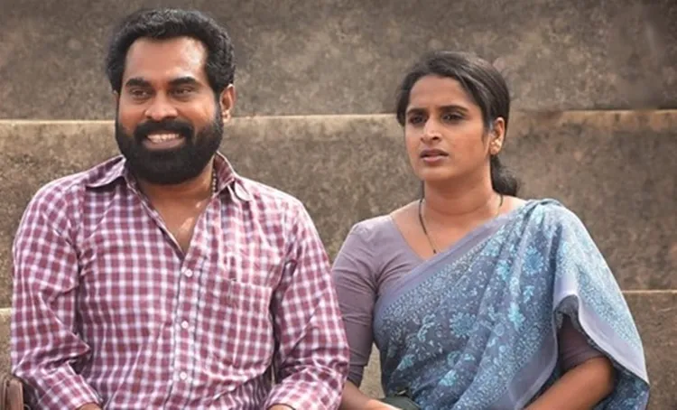 Best malayalam films of 2019, Malayalam cinema 2019, Lucifer, Kumbalangi Nights, Thamaasha, Unda, Thanneermathan dinangal, Uyare, Vikrithi, Moothon, Helen, Jallikkettu, Android Kunjappan, Ishq, Kettyolaanente Malakha, Indian express malayalam, IE Malayalam, 2019 മികച്ച മലയാളം ചിത്രങ്ങൾ, ഇന്ത്യൻ എക്സ്പ്രസ് മലയാളം, ഐ ഇ മലയാളം