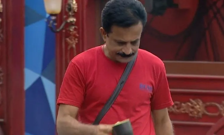 bigg boss, bigg boss malayalam season 2, bigg boss malayalam day 30, malayalam bigg boss highlights, bigg boss malayalam 30 days recap, watch bigg boss malayalam season 2, mohanlal bigg boss, mohanlal, bigg boss 2019, bigg boss vote, bigg boss new contestants, bigg boss season 2, bigg boss season 2 eviction, bigg boss season 1, bigg boss malayalam 2 elimination, bigg boss malayalam 2 elimination today, bigg boss malayalam 2 voting, ബിഗ്‌ ബോസ്, ബിഗ്‌ ബോസ് മലയാളം, ബിഗ്‌ ബോസ് സീസണ്‍ 2, rajith bigg boss malayalam, rajith kumar age, rajith kumar in bigg boss, rajith kumar family, രജിത് കുമാര്‍