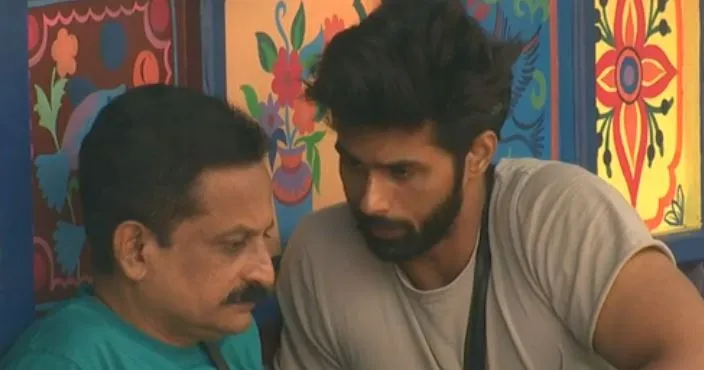 bigg boss, bigg boss malayalam season 2, bigg boss malayalam day 30, malayalam bigg boss highlights, bigg boss malayalam 30 days recap, watch bigg boss malayalam season 2, mohanlal bigg boss, mohanlal, bigg boss 2019, bigg boss vote, bigg boss new contestants, bigg boss season 2, bigg boss season 2 eviction, bigg boss season 1, bigg boss malayalam 2 elimination, bigg boss malayalam 2 elimination today, bigg boss malayalam 2 voting, ബിഗ്‌ ബോസ്, ബിഗ്‌ ബോസ് മലയാളം, ബിഗ്‌ ബോസ് സീസണ്‍ 2, rajith bigg boss malayalam, rajith kumar age, rajith kumar in bigg boss, rajith kumar family, രജിത് കുമാര്‍