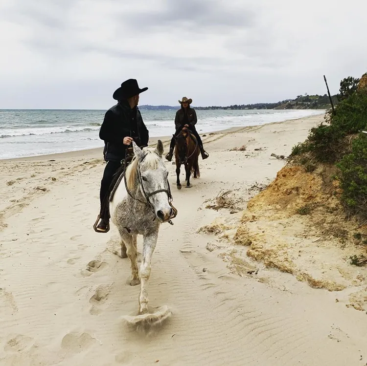 priyanka chopra, പ്രിയങ്ക ചോപ്ര, Priyanka Chopra Nick Jonas, Nick Jonas, നിക്ക് ജോനാസ്, nick jonas priyanka chopra photos, Indian express Malayalam, ഇന്ത്യൻ എക്സ്പ്രസ് മലയാളം, IE Malayalam, ഐ ഇ മലയാളം