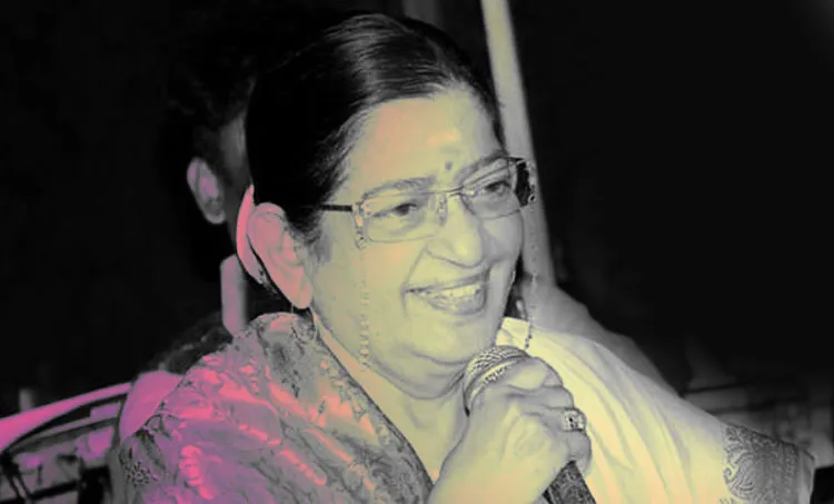 Rajashilpi neeyenikkoru song, p susheela hit songs, devarajan master hit songs, vayalar hit songs
