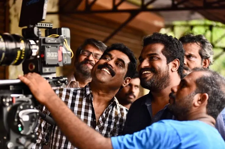 Dileesh pothan, thondimuthalum driksakshiyum