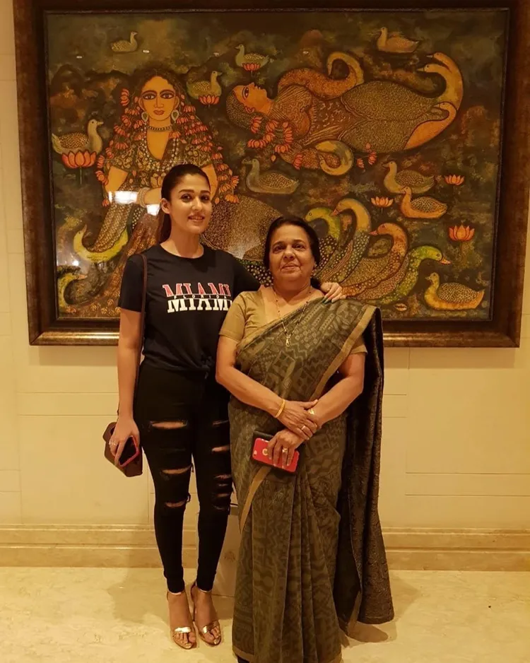 Nayanthara, Nayanthara childhood photo, Nayanathara life, Nayanthara Vignesh Sivan, Nayanthara Vignesh photo,