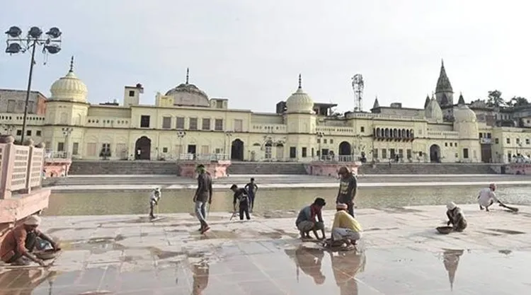 ayodhya, അയോധ്യ, ram mandir in ayodhya, അയോധ്യയിലെ രാമക്ഷേത്രം, ram mandir construction, രാമക്ഷേത്രം നിർമാണം,bhoomi pujan ram mandir, രാമക്ഷേത്ര ഭൂമിപൂജ, bhoomi pujan narendra modi, ഭൂമിപൂജ നരേന്ദ്ര മോദി, ram mandir narendra modi, രാമക്ഷേത്രം നരേന്ദ്ര മോദി,ayodhya ram mandir bhumi pujan date and time,അയോധ്യ രാമക്ഷേത്രം ഭൂമിപൂജ തിയതി, സമയം,  supreme court verdict on babari masjid land dispute, supreme court ayodhya land disupute, lk advani, എല്‍കെ അഡ്വാനി, rath yatra, രഥയാത്ര, liberhan commission report, ലിബറാൻ കമ്മിഷൻ റിപ്പോർട്ട്, ram mandir latest news,രാമക്ഷേത്രം പുതിയ വാർത്തകൾ, rss, ആർഎസ്എസ്, vhp, വിഎച്ച്പി, indian express malayalam, ഇന്ത്യൻ എക്‌സ്‌പ്രസ് മലയാളം, ie malayalam, ഐഇ മലയാളം