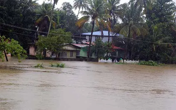 Kerala News, Munnar, Kerala Rain, Idukki Dam, Idukki Dam Current Water Level, Rain in Kerala, Rajamala, Idukki, Kerala Weather, Rajamala Munnar, Kerala Flood, Kerala Rain News, Kerala Rains, Munnar News, Kochi Weather, Kerala News Today, Wayanad Weather, Munnar Landslide, Kerala Rain Today, Munnar Weather, Pettimudi, Munnar Rajamala, Kerala News Live, landslide in Kerala, Layam Meaning, kerala floods, kerala, idukki landslide, rajamala landslide, munnar lanslide, kerala rains, kerala rains latest news, idukki landslide, idukki landslide news, weather, weather in kerala, kerala weather, kerala weather today, today weather in kerala, kerala news, Rajamal, രാജമല, pala, പാല, Kerala Weather News, കേരള വെതർ, കാലാവസ്ഥ, Heavy Rain in Kerala, കേരളത്തിൽ കനത്ത മഴ, Orange Alert in Kerala, കേരളത്തിൽ ഓറഞ്ച് അലർട്ട്, Cyclone Alert, ന്യൂനമർദ സാധ്യത, Orange Yellow Alert, കേരളത്തിലെ ഓറഞ്ച് യെല്ലോ അലർട്ട്, Kerala Rain News, കേരളത്തിൽ അതിശക്തമായ മഴ, Cyclone Alert, മഴ, ന്യൂനമർദം,Weather News August 6, ഓഗസ്റ്റ് നാല് കാലാവസ്ഥ വാർത്തകൾ, IE Malayalam, ഐഇ മലയാളം, ndrf, idukki dam, nilambur, mullaperiyar dam, mullaperiyar dam water level, chaliyar, kakkayam dam, mullaperiyar dam water level today 2020, malampuzha dam, pathanamthitta news, idukki dam water level today live, dams in kerala, maniyar dam, poonjar, kakkayam