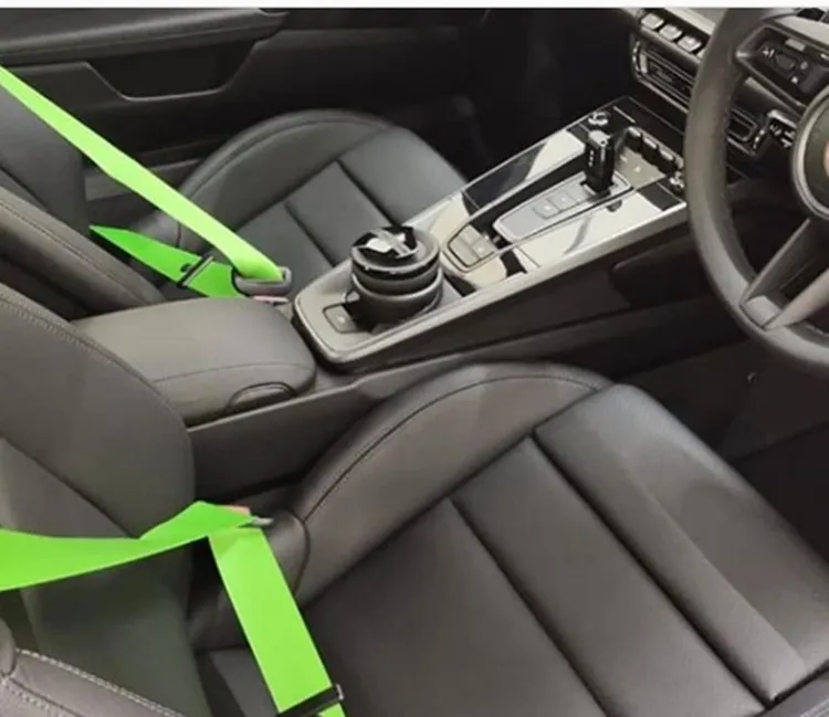 Fahad, Nazriya, Porsche Carrera