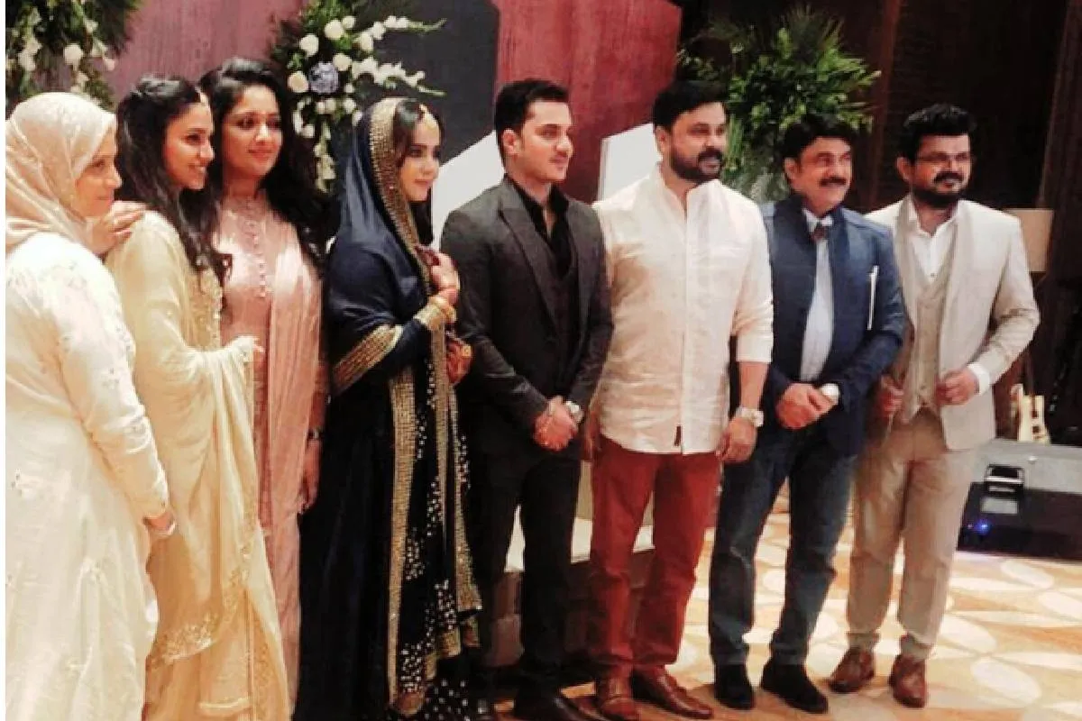 Nadirsha, Nadirsha daughter, Nadirsha daughter engagement, Dileep and Kavya, Dileep Kavya at nadirsha's daughter's engagement