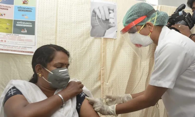 Covid-19 Vaccine, Covid vaccine, കോവിഡ് വാക്സിൻ, കോവിഡ് മരുന്ന്, dry run, ഡ്രൈ റൺ, Kerala Covid News, കേരള കോവിഡ് വാർത്തകൾ, Kerala Covid 19 News Kerala, കേരളത്തിലെ കോവിഡ് വാർത്തകൾ, Covid News Kerala, കേരളത്തിലെ കോവിഡ് വാർത്തകൾ, Covid 19, Kerala Numbers, കേരള കോവിഡ്, Corona, കൊറോണ, IE Malayalam, ഐഇ മലയാളം