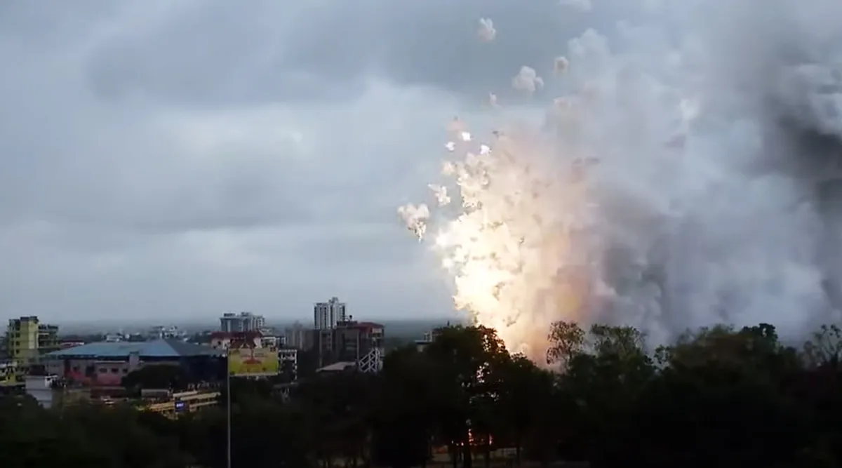 Thrissur pooram, Fire works, ie malayalam