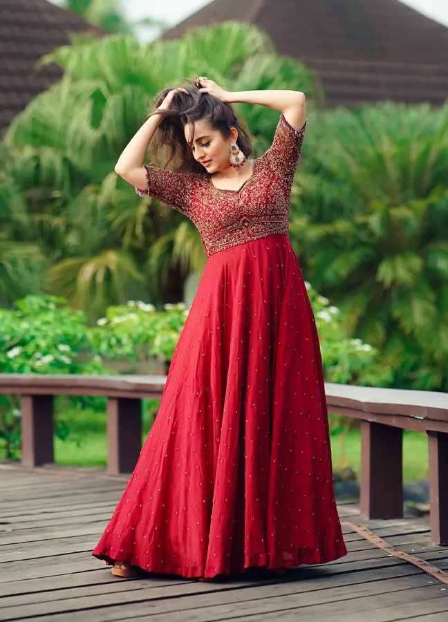bhama, actress, ie malayalam