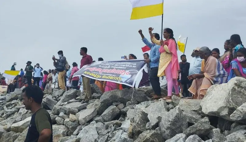 Vizhinjam Port , iemalayalam