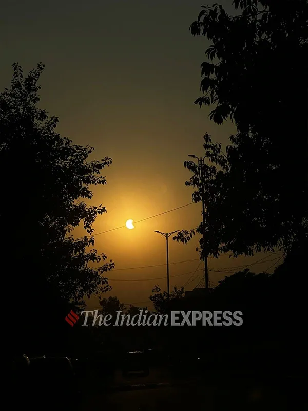 Solar Eclipse, Solar Eclipse 2022 October 25, Solar Eclipse Photos, Solar Eclipse images, Solar Eclipse pictures
