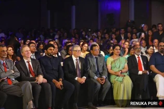 Bill Gates in India, Bill Gates Ramnath Goenka Memorial Lecture, RBI governor, Economic Challeges worldwide, Covid-19
