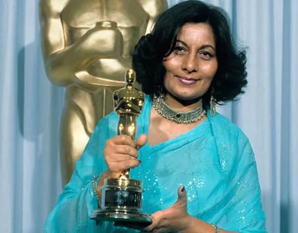 bhanu athaiya, bhanu athaiya Oscar, bhanu athaiya gandhi, bhanu athaiya won Oscar for, bhanu athaiya Oscar winner, bhanu athaiya movies, bhanu athaiya book, bhanu athaiya biogragrahy, who won the first oscar award in india, who is bhanu athaiya, simi garewal, dolly Thakur, ഭാനു അഥൈയ്യ, ഭാനു അഥൈയ്യ ഓസ്കാർ, ആദ്യമായി ഓസ്കാർ ലഭിച്ച ഇന്ത്യൻ, ഓസ്കാർ, ഓസ്കാർ അവാർഡ്, അക്കാദമി അവാർഡ്, oscars, oscars 2019, academy awards, academy awards 2019, oscars 2019 controversy, oscars controversy, oscars off air, oscars during breaks, oscars latest, oscars news, പുതിയ ചിത്രം, സിനിമ, Entertainment, സിനിമാ വാര്‍ത്ത, ഫിലിം ന്യൂസ്, Film News, കേരള ന്യൂസ്, കേരള വാര്‍ത്ത, Kerala News, മലയാളം ന്യൂസ്, മലയാളം വാര്‍ത്ത, Malayalam News, Breaking News, പ്രധാന വാര്‍ത്തകള്‍, ഐ ഇ മലയാളം, iemalayalam, indian express malayalam, ഇന്ത്യന്‍ എക്സ്പ്രസ്സ്‌ മലയാളം