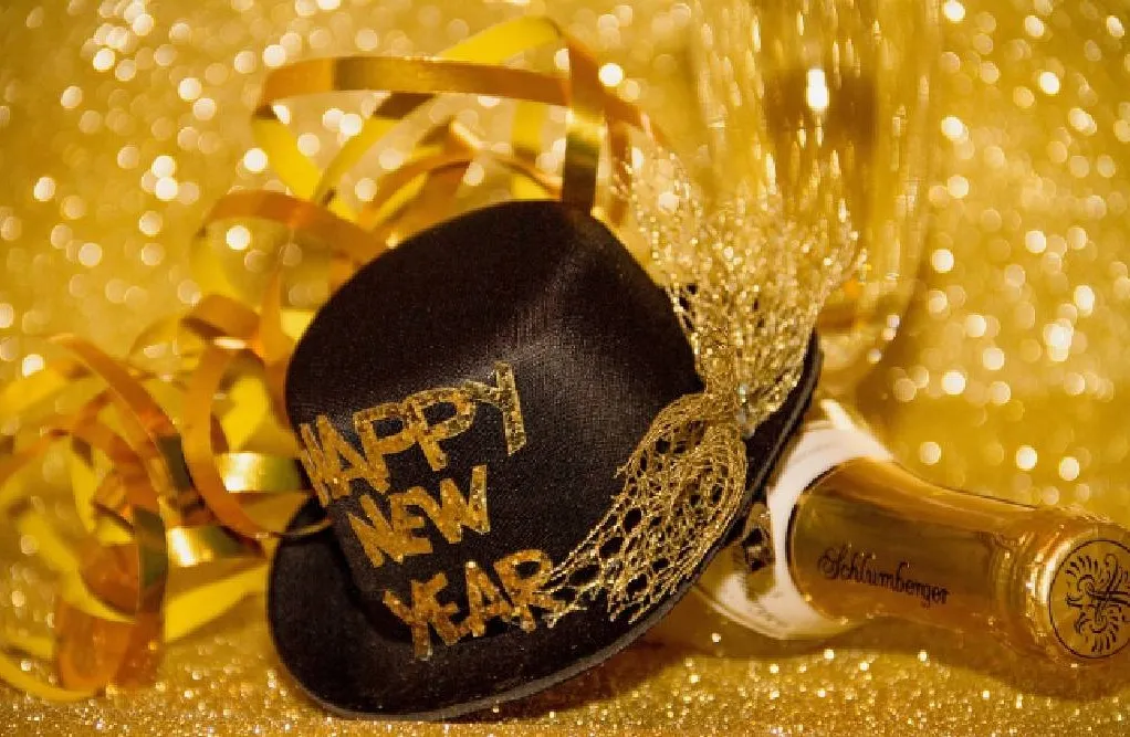 New year 4 