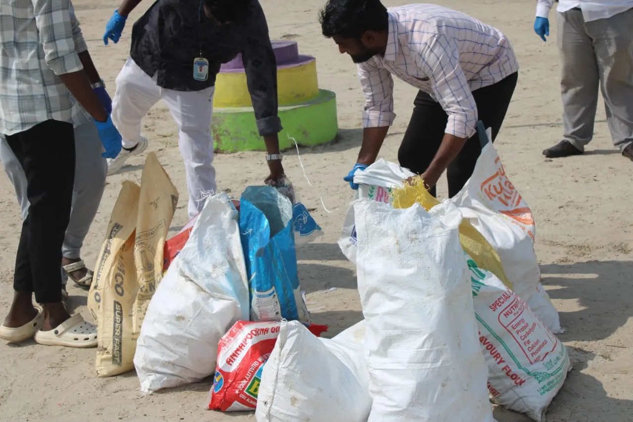 beach cleanup activities