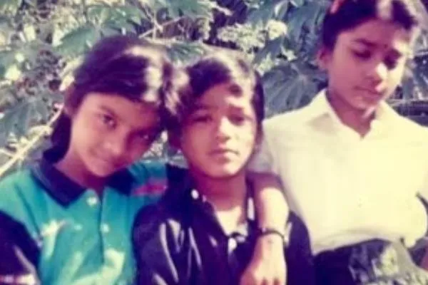 dhanush childhod x