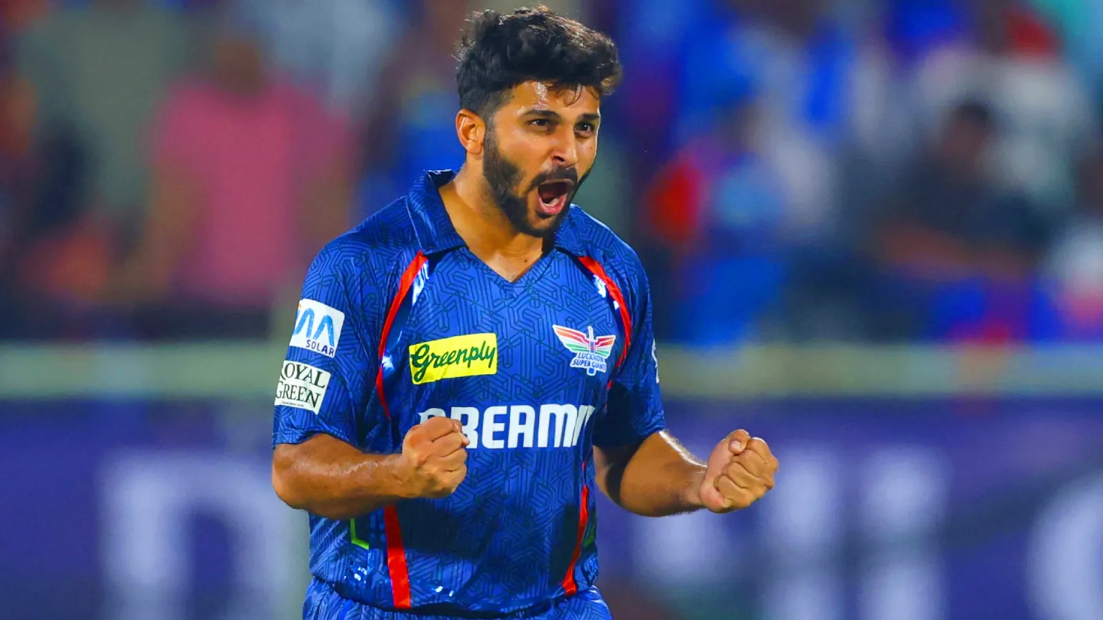 Shardul Thakur of Lucknow Super Giants celebrates the wicket of Jake Fraser-Mcgurk of Delhi Capitals. (Photo: Sportzpics for IPL)